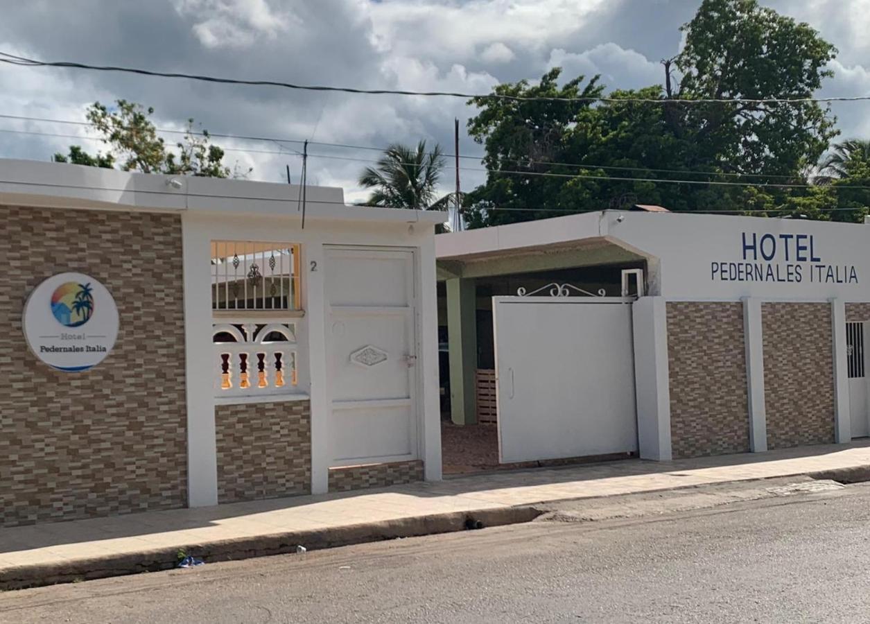 Hotel Pedernales Italia Republica Dominicana Buitenkant foto